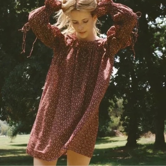 Doen Buttercup Mini Dress in Wine Winter Ditsy Floral Print - Picture 13 of 13